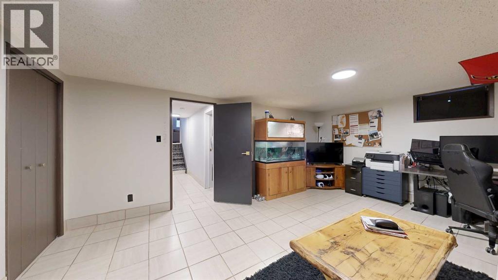 6117 51 Avenue, Stettler, Alberta  T0C 2L2 - Photo 36 - A2266934