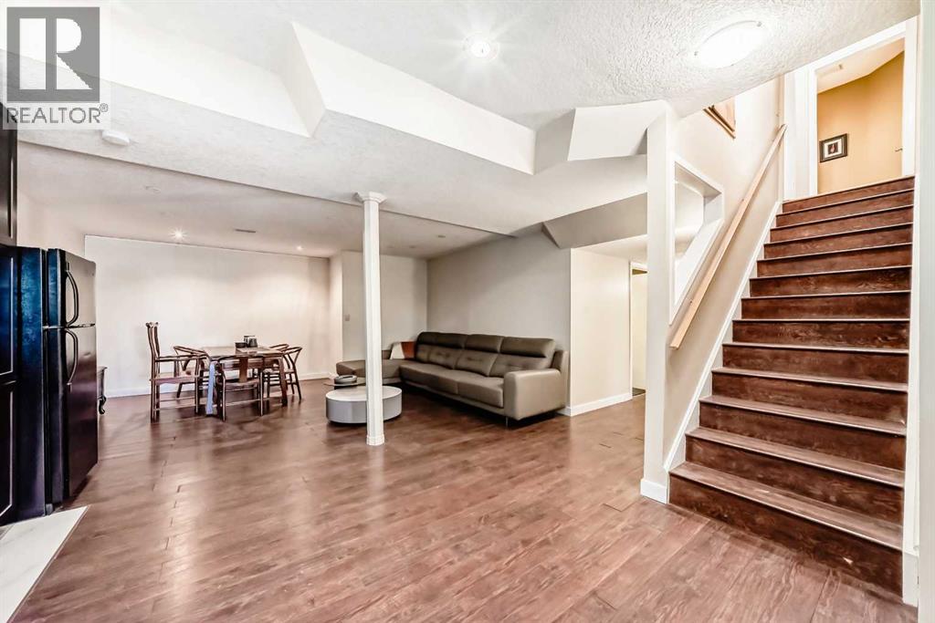 2612 Signal Hill Drive Sw, Calgary, Alberta  T3H 2T7 - Photo 30 - A2290851