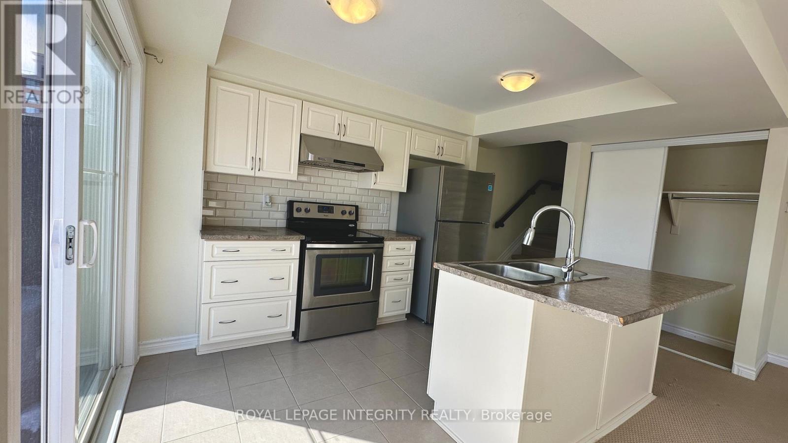 522 Clearbrook Drive, Ottawa, Ontario  K2J 5X5 - Photo 10 - X12898008