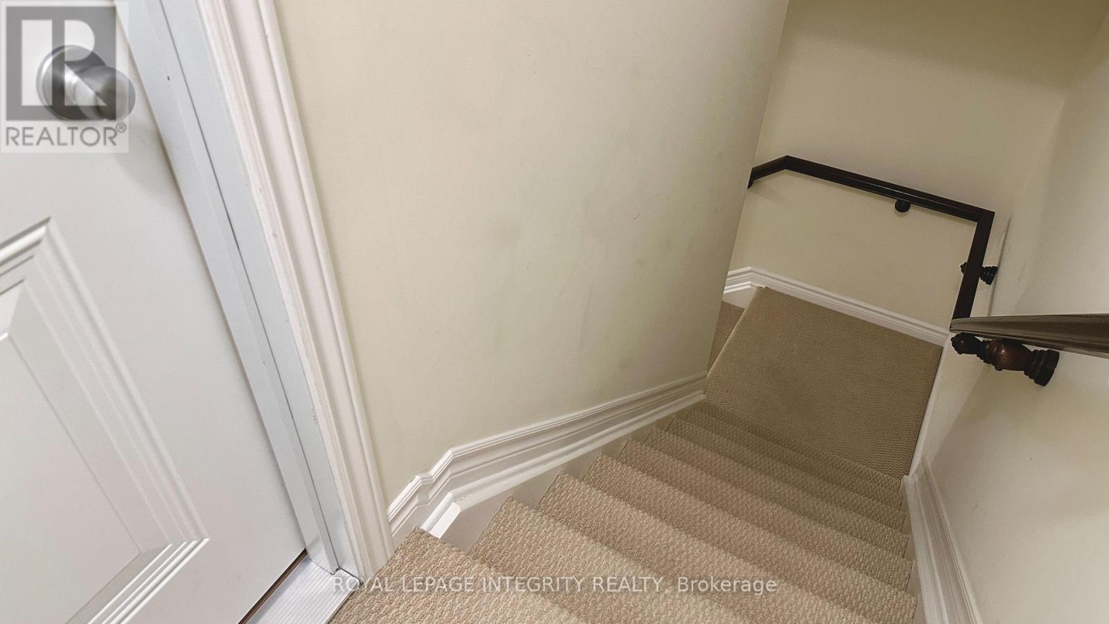 522 Clearbrook Drive, Ottawa, Ontario  K2J 5X5 - Photo 4 - X12898008