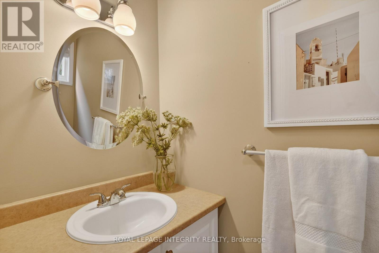 6020 Vineyard Drive, Ottawa, Ontario  K1C 2M5 - Photo 12 - X12898010