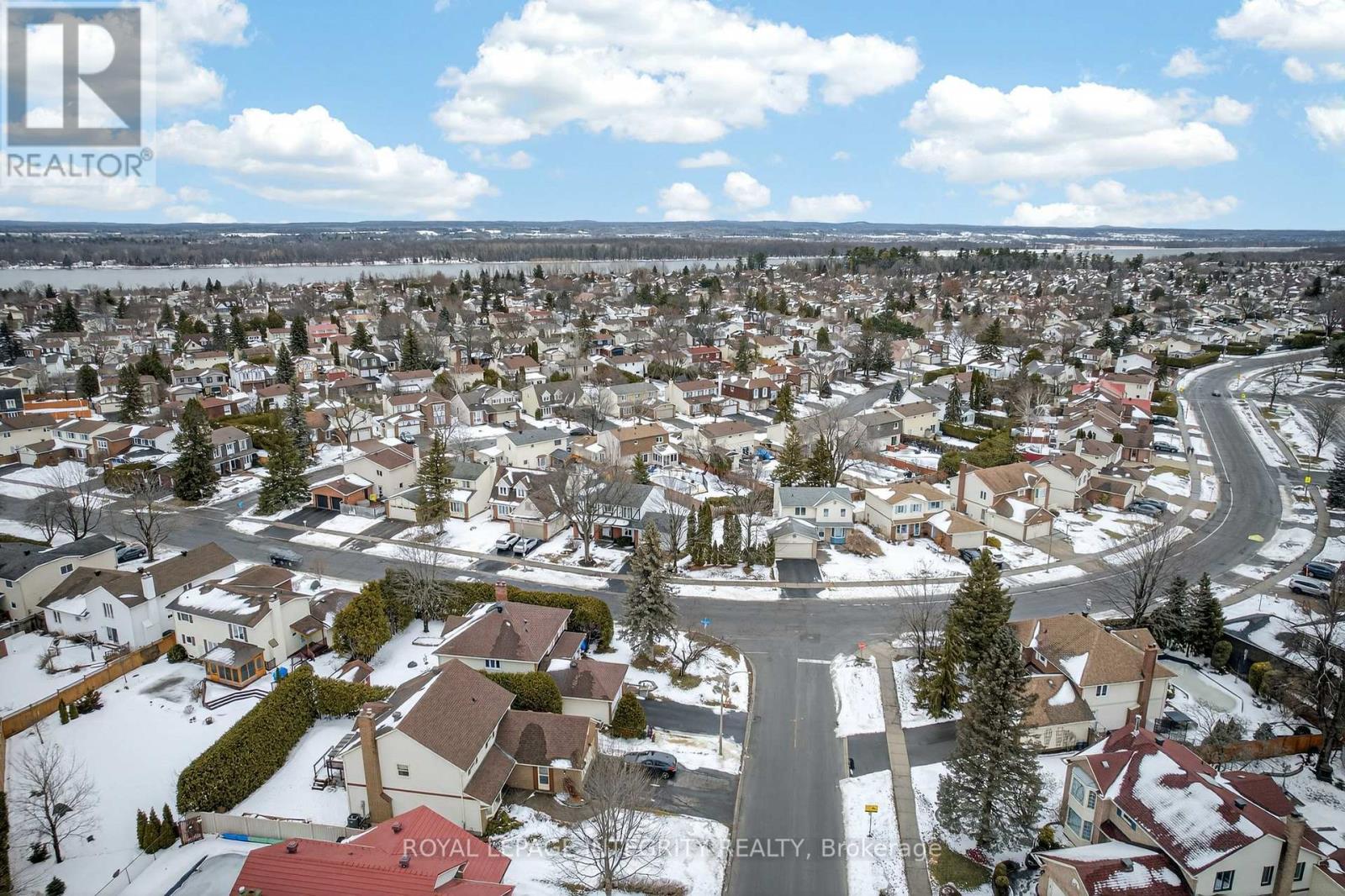 6020 Vineyard Drive, Ottawa, Ontario  K1C 2M5 - Photo 29 - X12898010