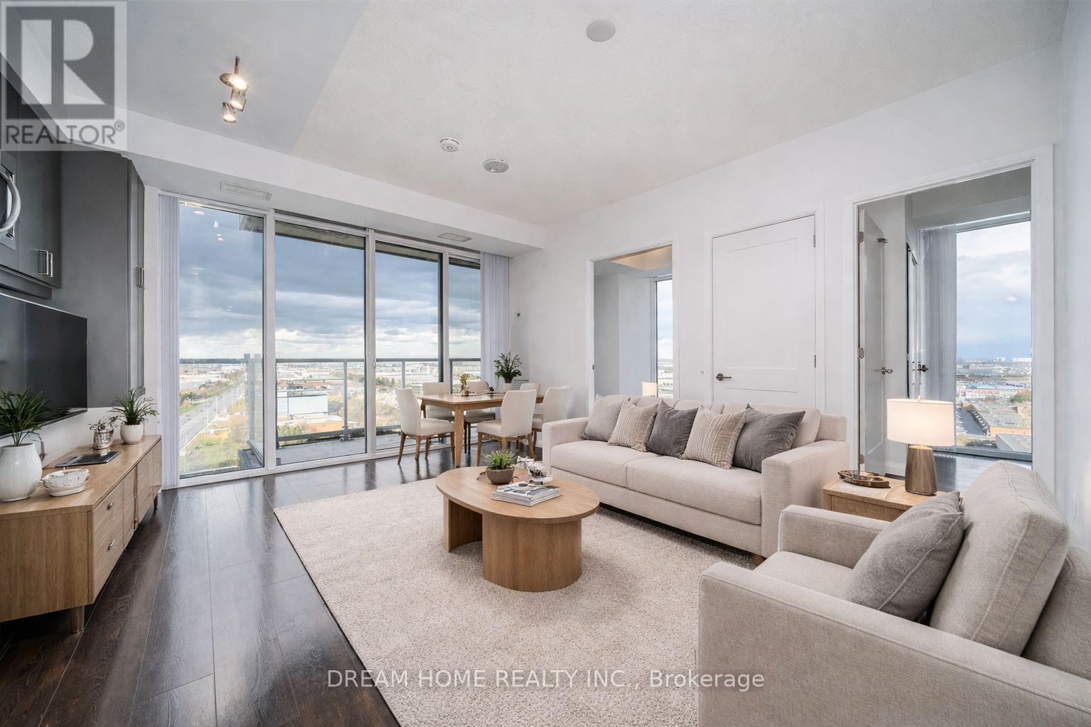 1615 - 7895 Jane Street, Vaughan, Ontario  L4K 0K2 - Photo 2 - N12887180