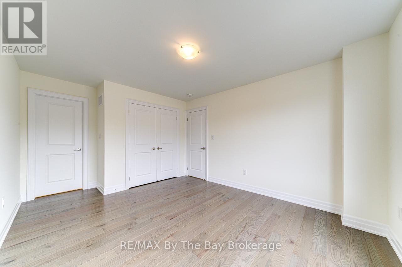 169 Rosanne Circle, Wasaga Beach, Ontario  L9Z 0N1 - Photo 27 - S12898002