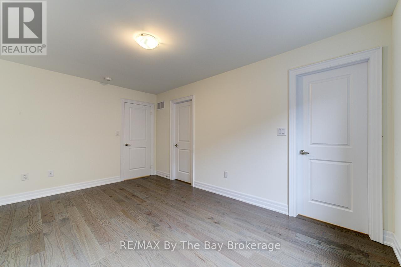 169 Rosanne Circle, Wasaga Beach, Ontario  L9Z 0N1 - Photo 31 - S12898002