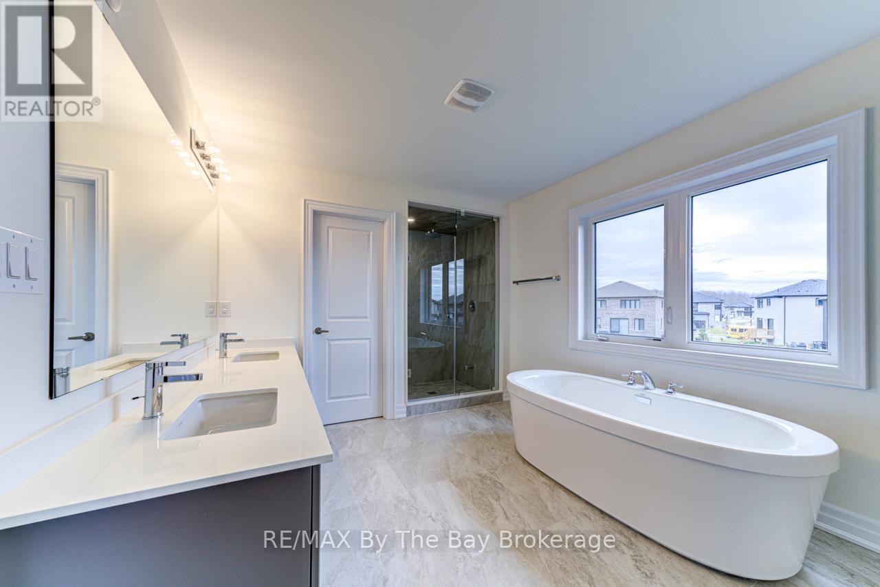 169 Rosanne Circle, Wasaga Beach, Ontario  L9Z 0N1 - Photo 38 - S12898002