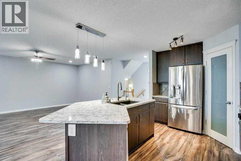 198 New Brighton Circle Se, Calgary, Alberta  T2Z 4B4 - Photo 5 - A2293691