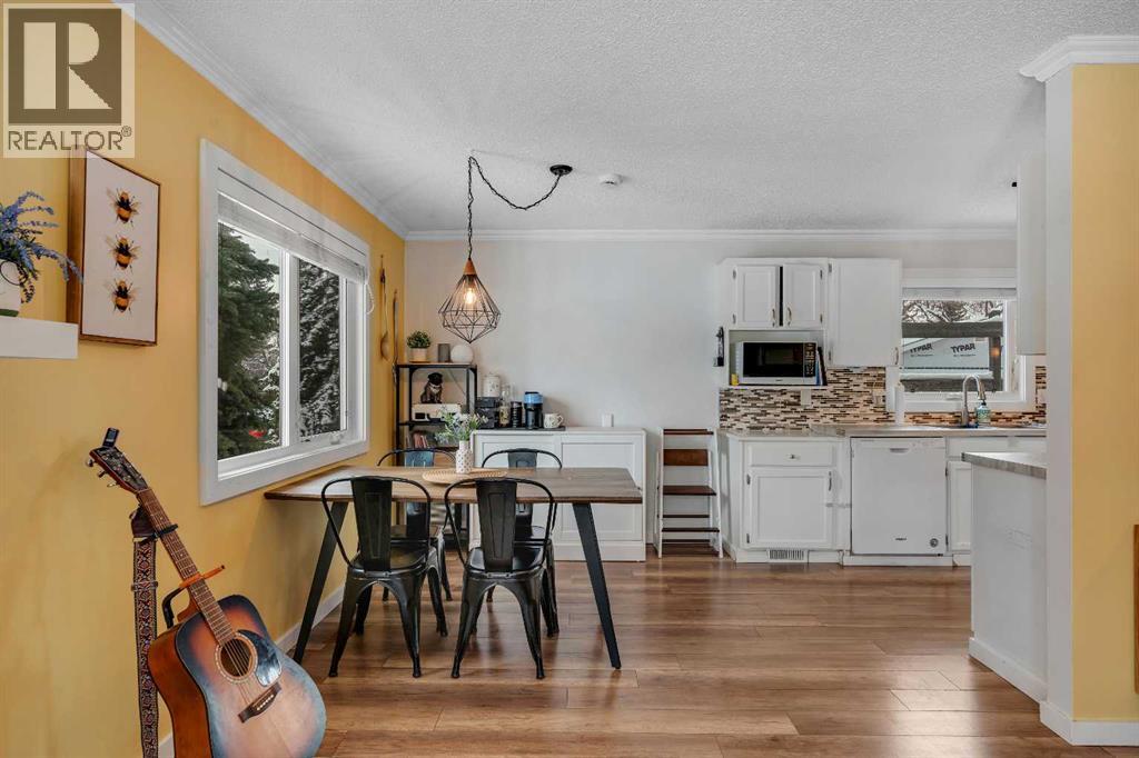 47 Deersaxon Road Se, Calgary, Alberta  T2J 6T1 - Photo 6 - A2293712