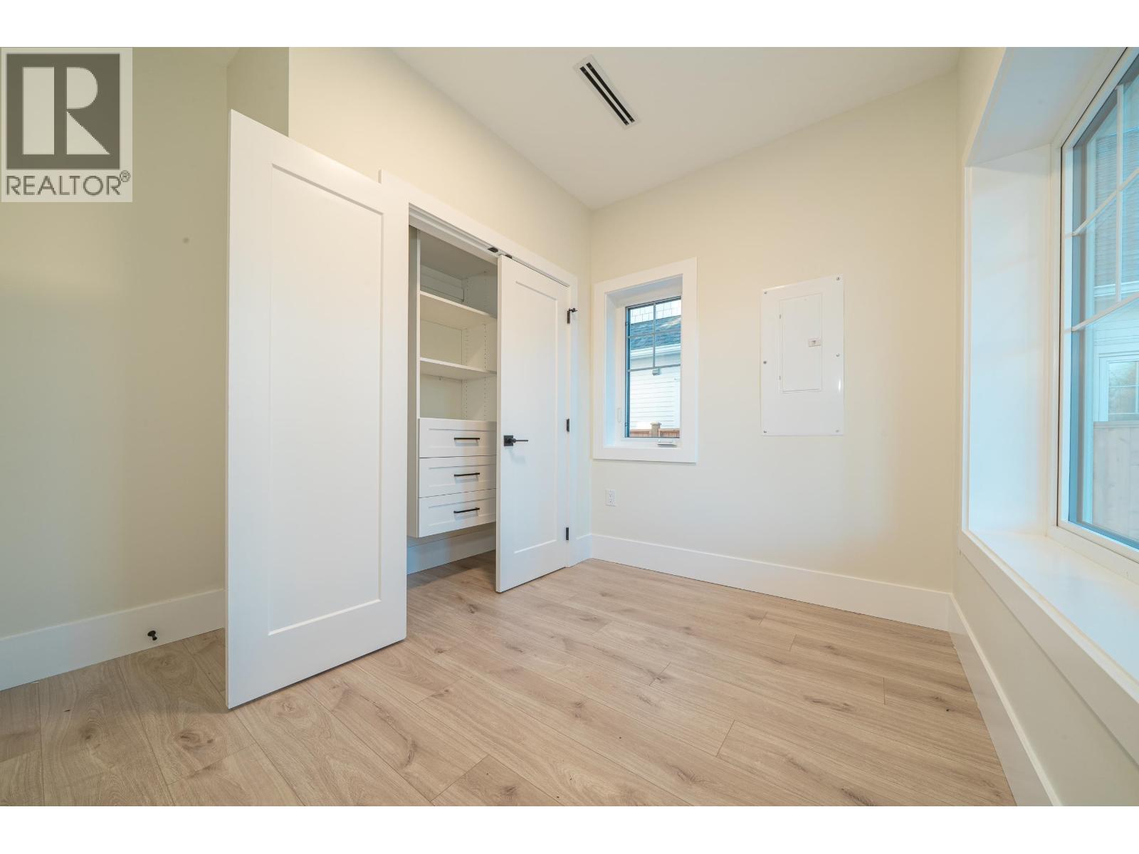 970 Park Drive, Vancouver, British Columbia  V6P 2J4 - Photo 7 - R3101206