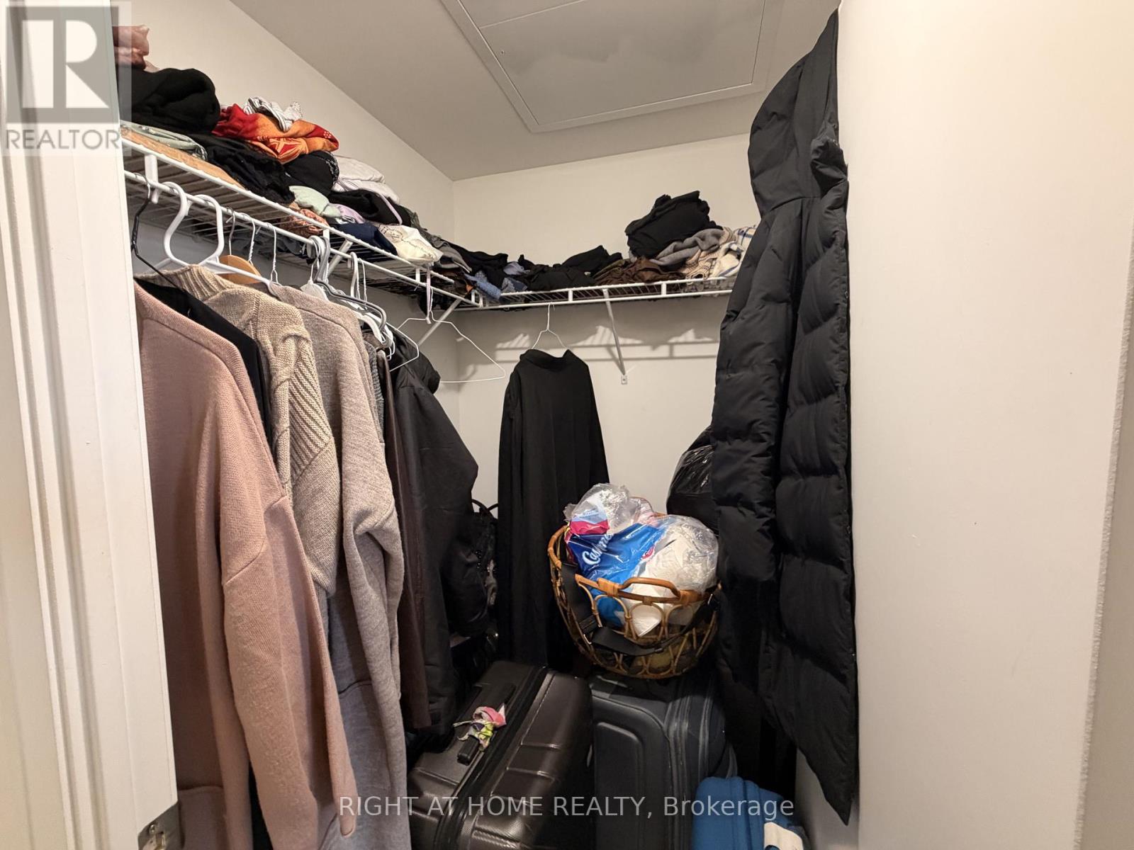 433 - 26 Gibbs Road W, Toronto, Ontario  M9B 6L6 - Photo 10 - W12898020