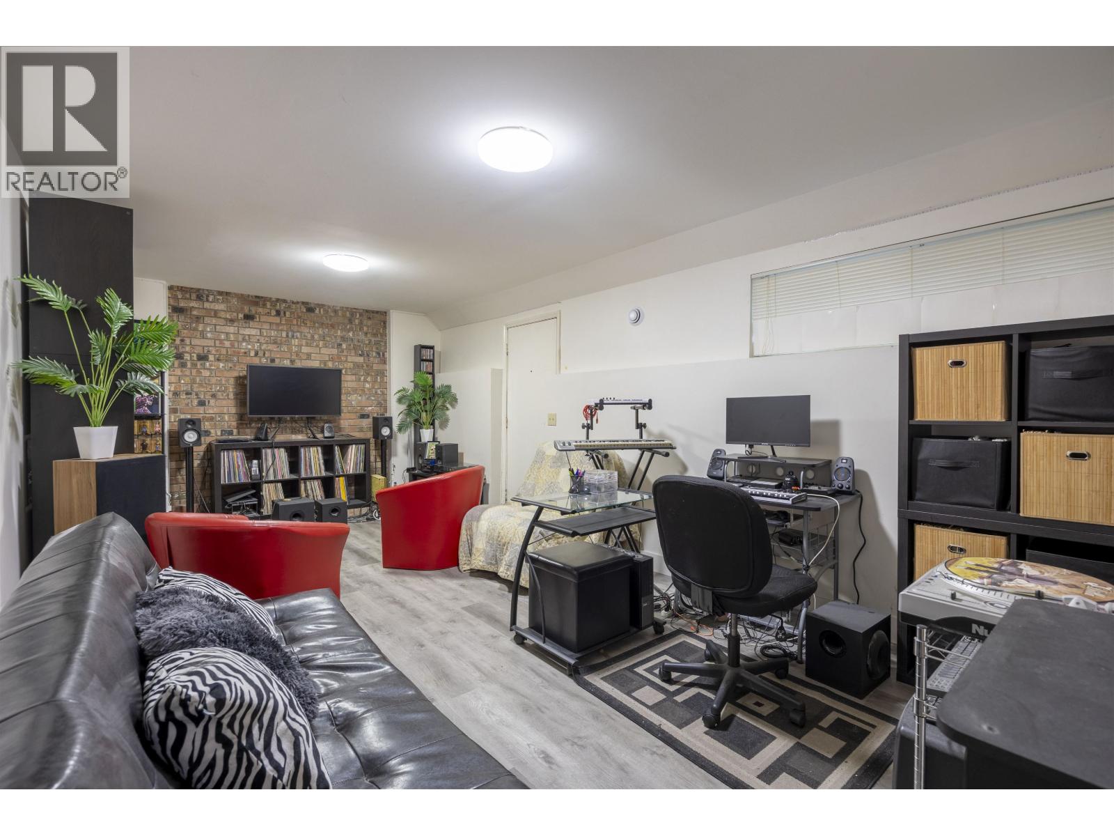 6126 Dickens Street, Burnaby, British Columbia  V5H 1W7 - Photo 32 - R3101451