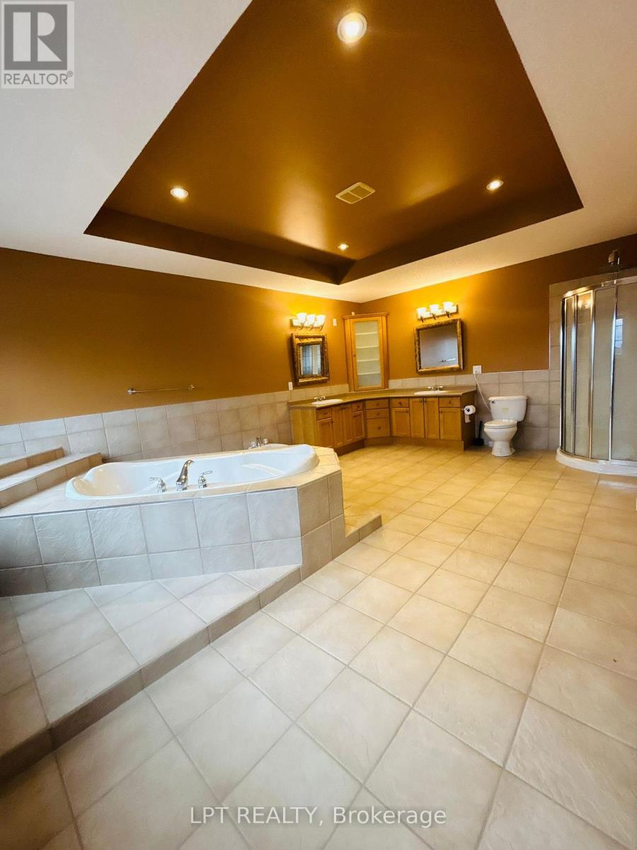 64 Yarrow Court, Kitchener, Ontario  N2E 4C4 - Photo 21 - X12898018