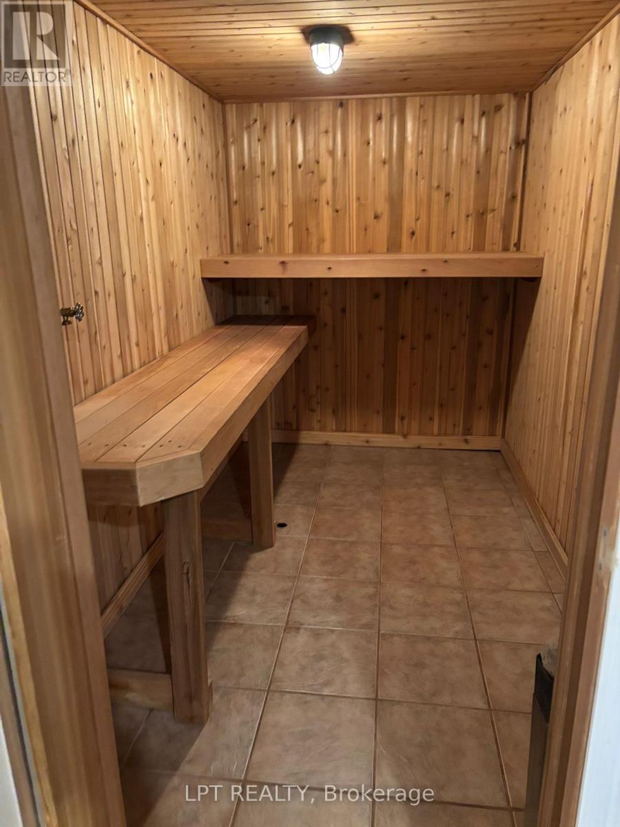 64 Yarrow Court, Kitchener, Ontario  N2E 4C4 - Photo 32 - X12898018