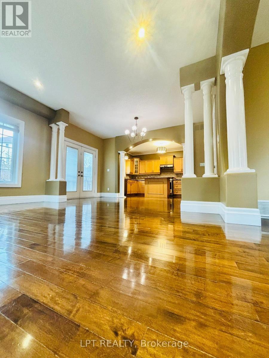 64 Yarrow Court, Kitchener, Ontario  N2E 4C4 - Photo 9 - X12898018