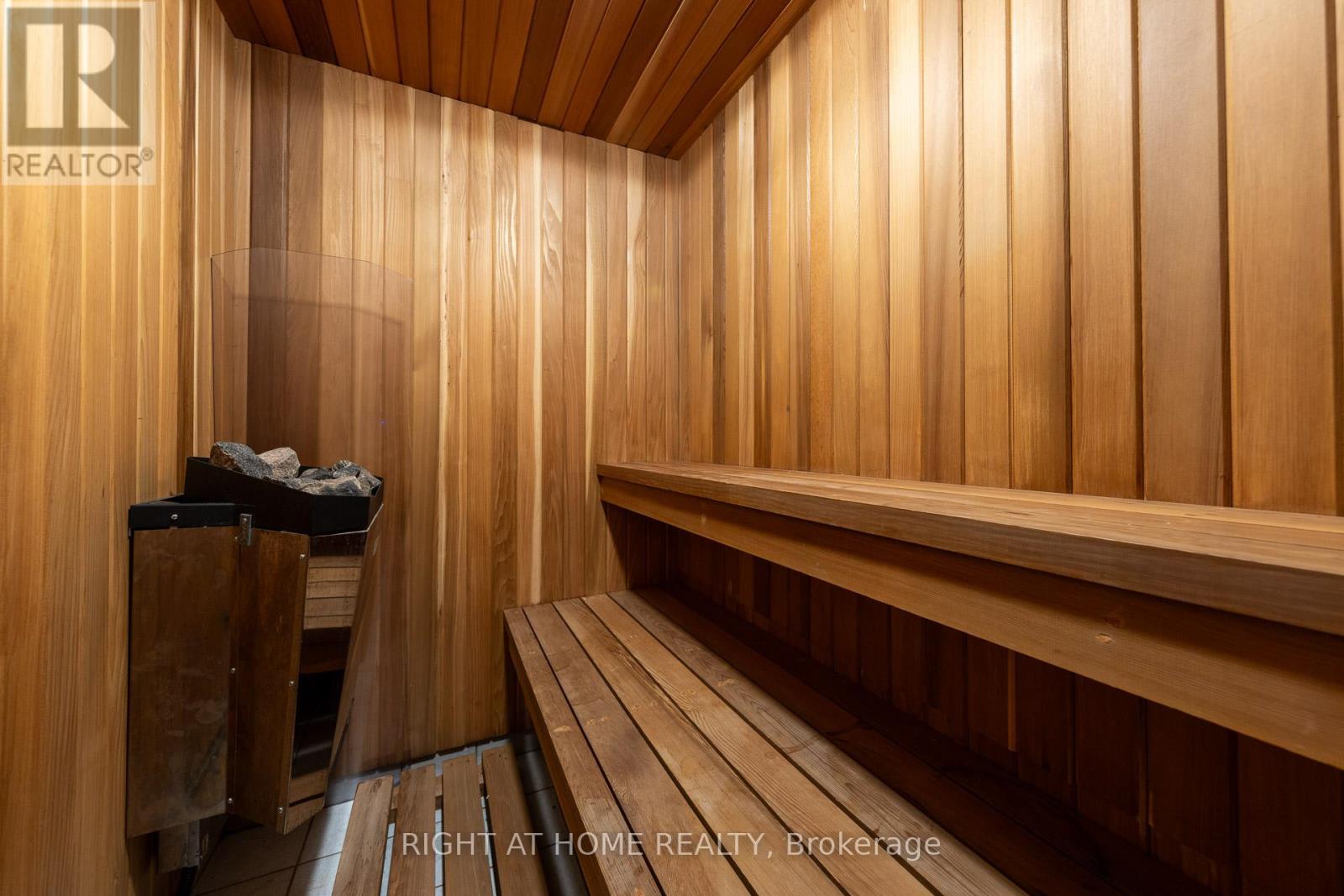 27 Addison Street, Richmond Hill (North Richvale), Ontario  L4C 9N1 - Photo 43 - N12896492