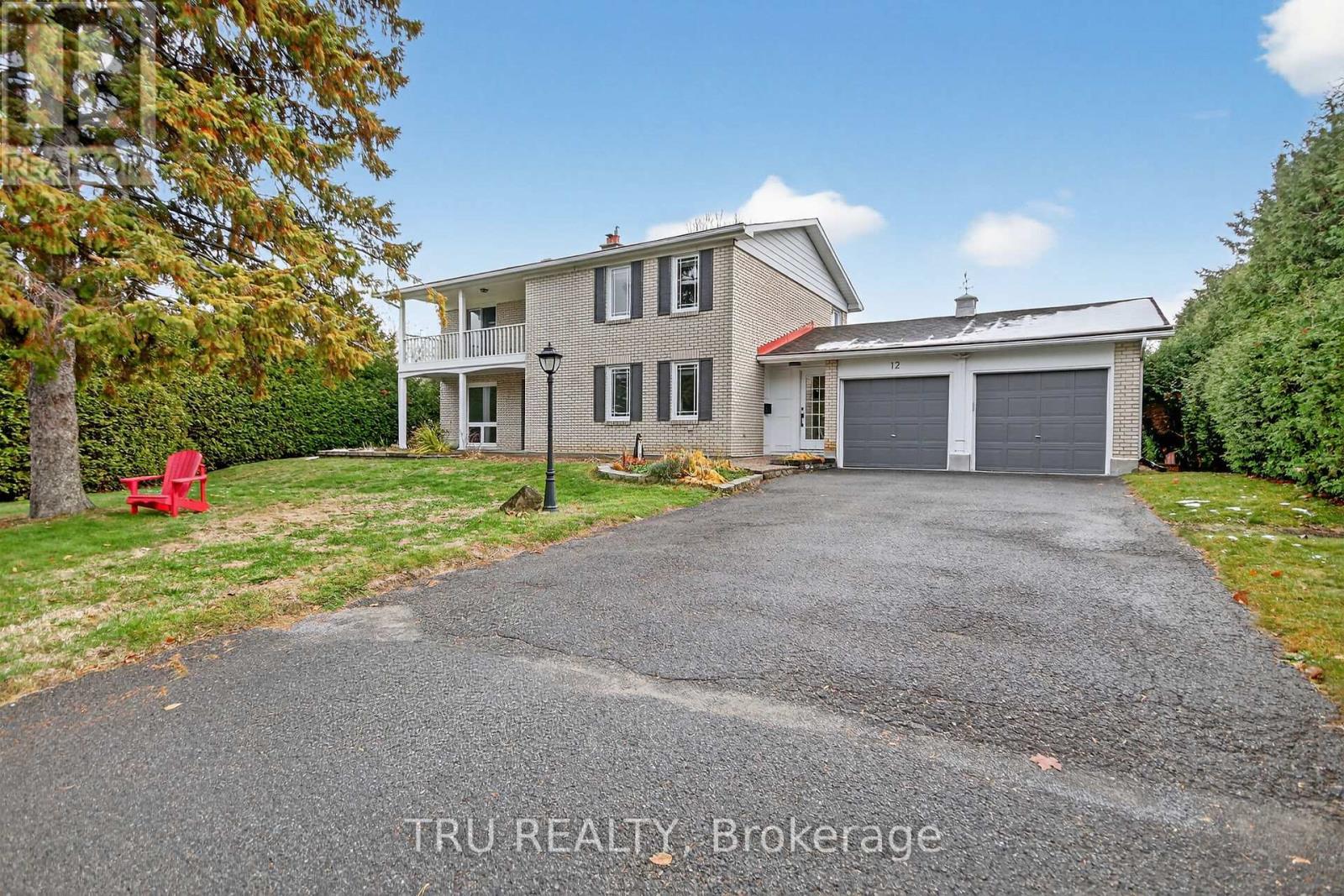 12 APACHE CRESCENT, ottawa, Ontario