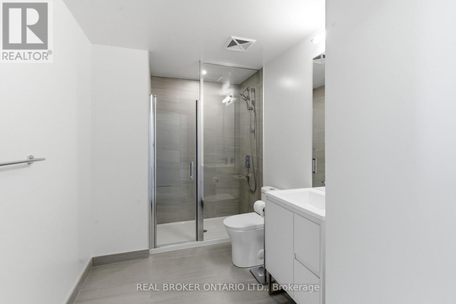 2105 - 1 Quarrington Lane, Toronto, Ontario  M3C 0S4 - Photo 21 - C12898038