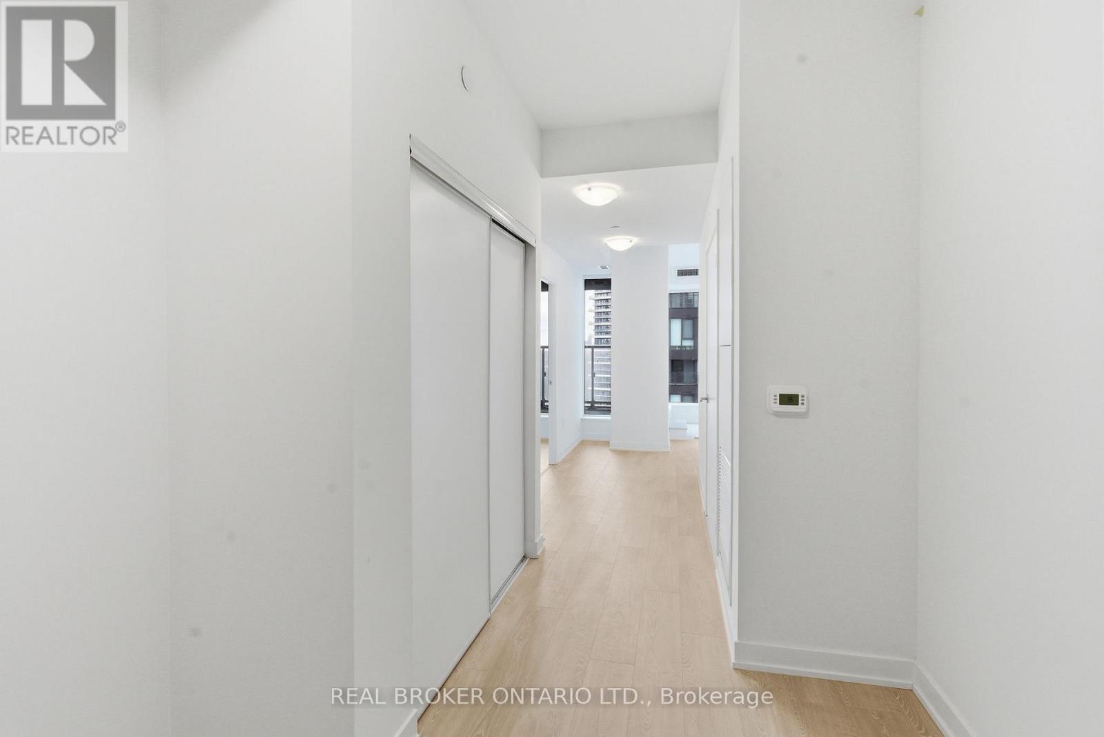 2105 - 1 Quarrington Lane, Toronto, Ontario  M3C 0S4 - Photo 3 - C12898038