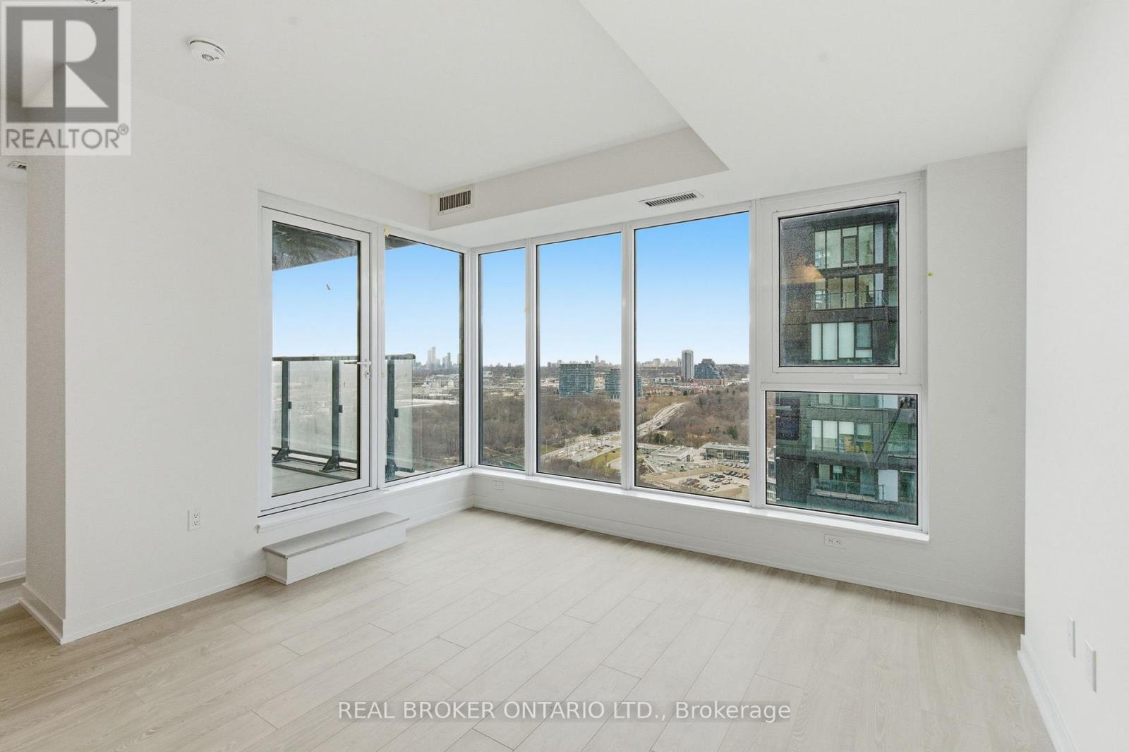 2105 - 1 Quarrington Lane, Toronto, Ontario  M3C 0S4 - Photo 7 - C12898038