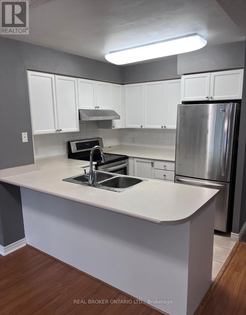 1615 - 18 Parkview Avenue, Toronto, Ontario  M2N 7H7 - Photo 2 - C12898060