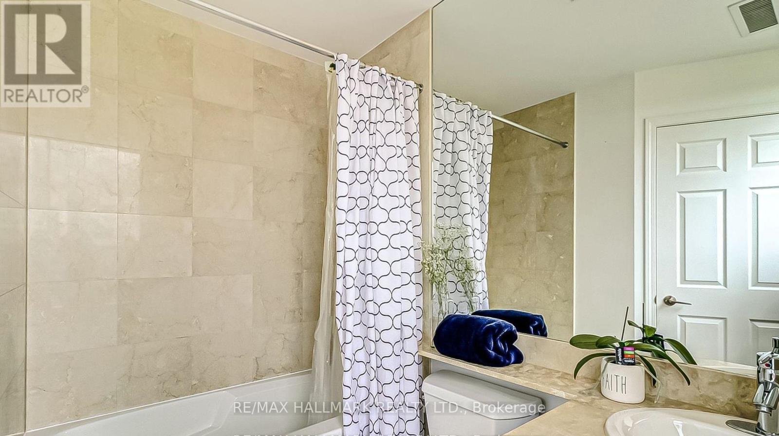 506 - 736 Spadina Avenue, Toronto, Ontario  M5S 2J6 - Photo 5 - C12898072