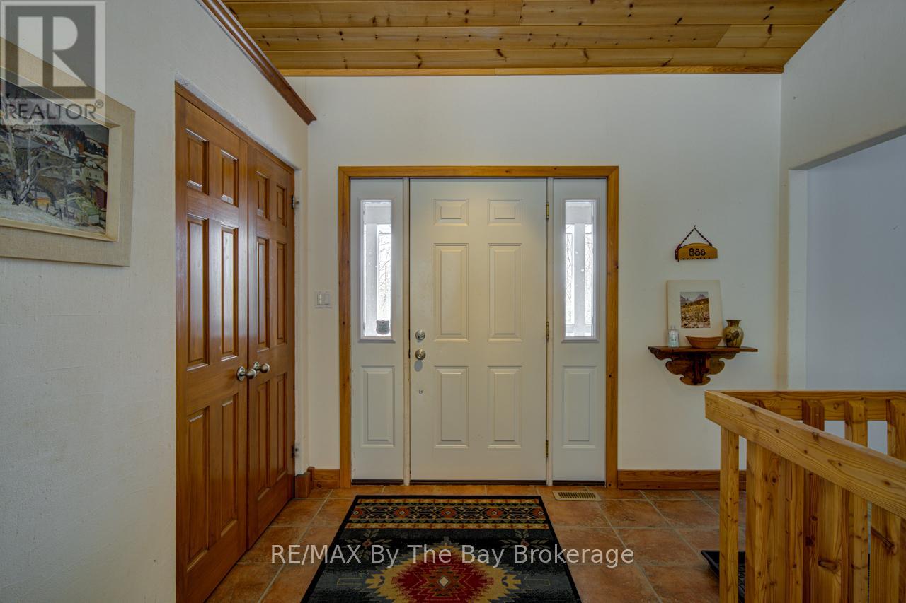 397 Silver Birch Drive, Tiny, Ontario  L9M 0M5 - Photo 5 - S12898068