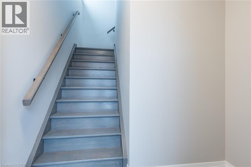 32 Third Avenue Unit# Upper, Kitchener, Ontario  N2C 1N6 - Photo 2 - 40813404