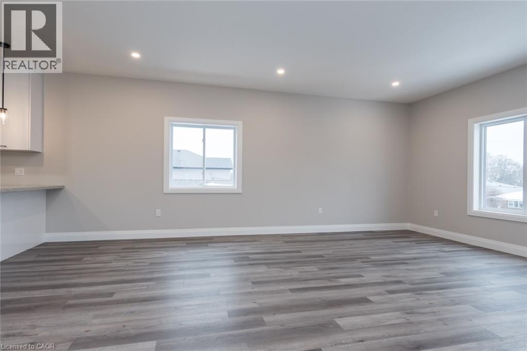 32 Third Avenue Unit# Upper, Kitchener, Ontario  N2C 1N6 - Photo 6 - 40813404