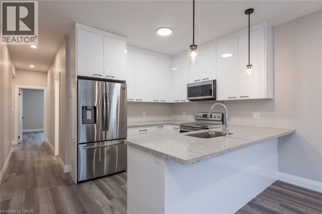 32 Third Avenue Unit# Upper, Kitchener, Ontario  N2C 1N6 - Photo 9 - 40813404