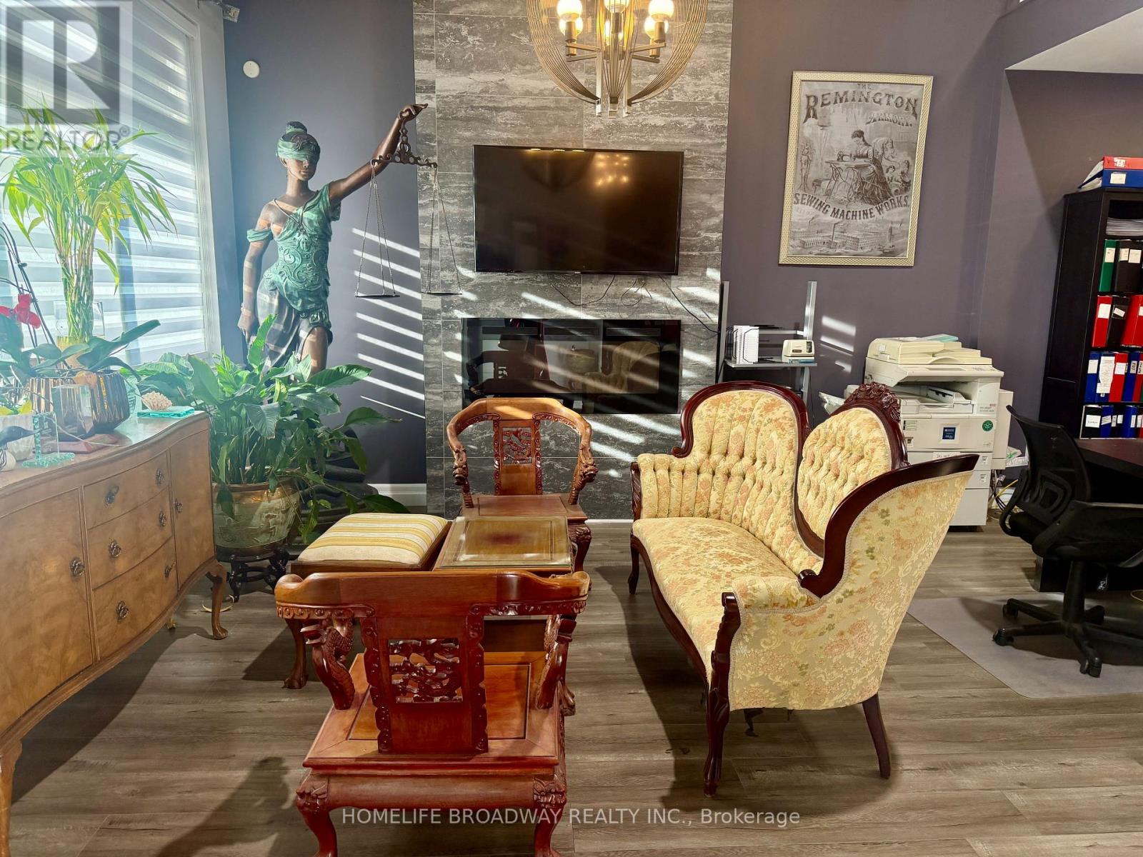 25 - 60 Innovator Avenue, Whitchurch-Stouffville, Ontario  L4A 0Y2 - Photo 4 - N12898026