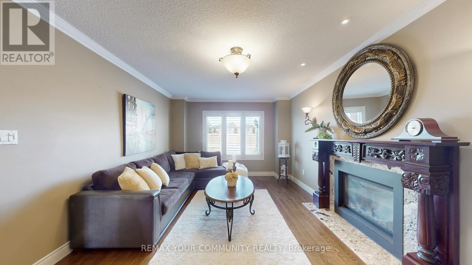 10 Hollyburn Court, Vaughan, Ontario  L4L 6G2 - Photo 11 - N12898032