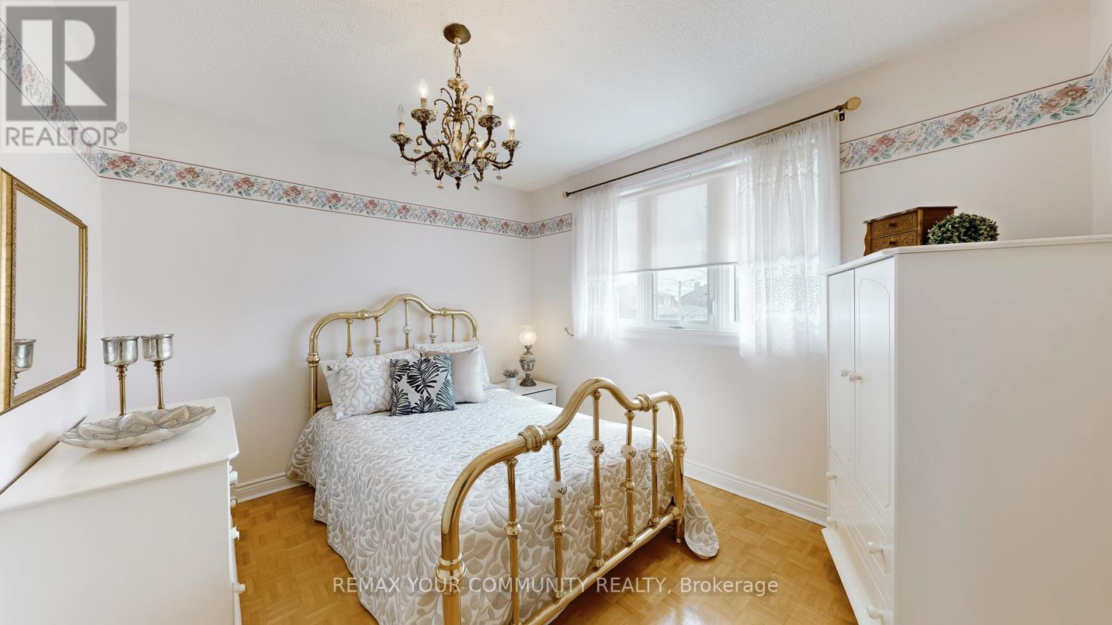 10 Hollyburn Court, Vaughan, Ontario  L4L 6G2 - Photo 19 - N12898032