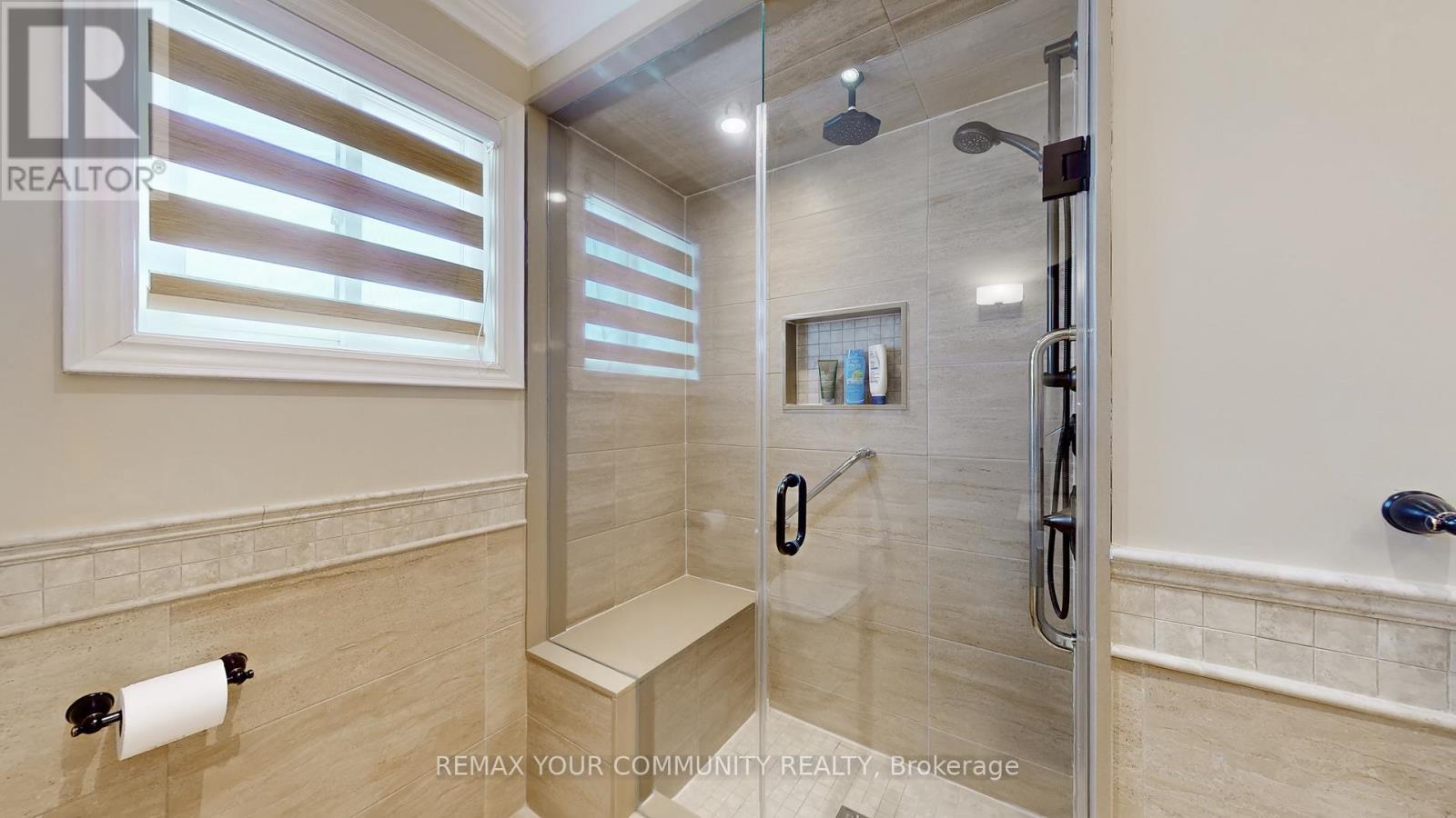 10 Hollyburn Court, Vaughan, Ontario  L4L 6G2 - Photo 23 - N12898032