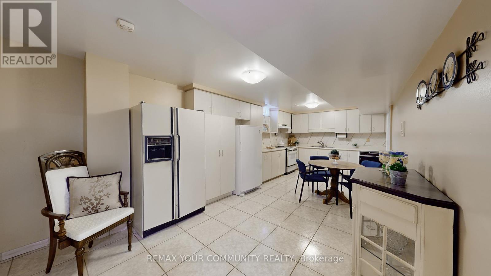 10 Hollyburn Court, Vaughan, Ontario  L4L 6G2 - Photo 27 - N12898032