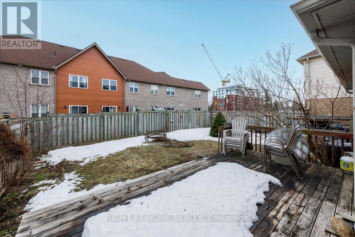 142 Leslie Avenue, Barrie, Ontario  L4N 9P4 - Photo 19 - S12898048