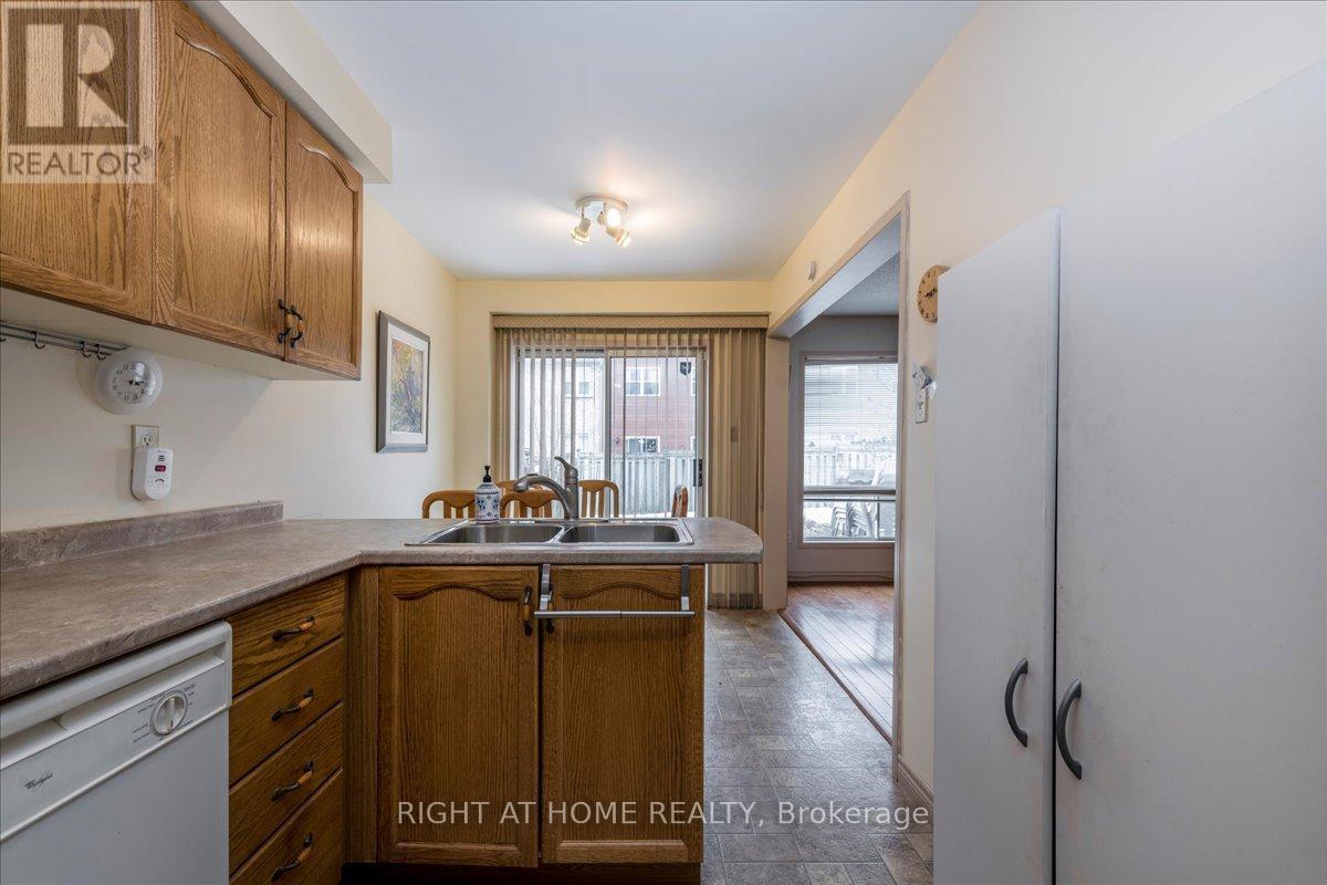 142 Leslie Avenue, Barrie, Ontario  L4N 9P4 - Photo 8 - S12898048