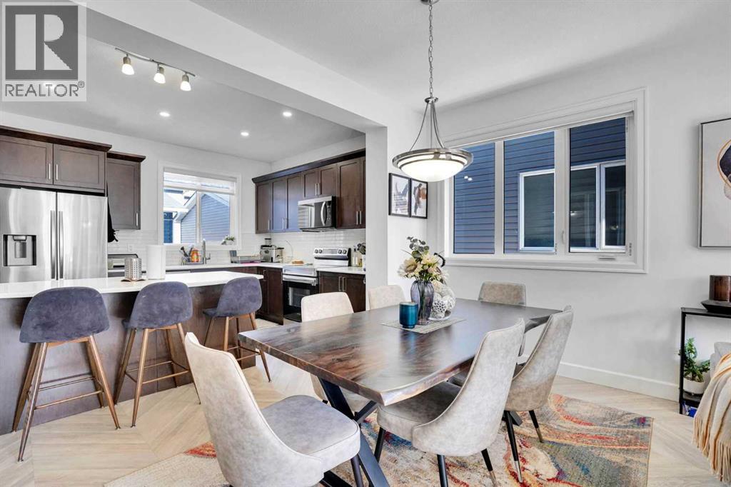 123 Carringham Road NW, Calgary, Alberta  T3P 1V3 - Photo 8 - A2291820