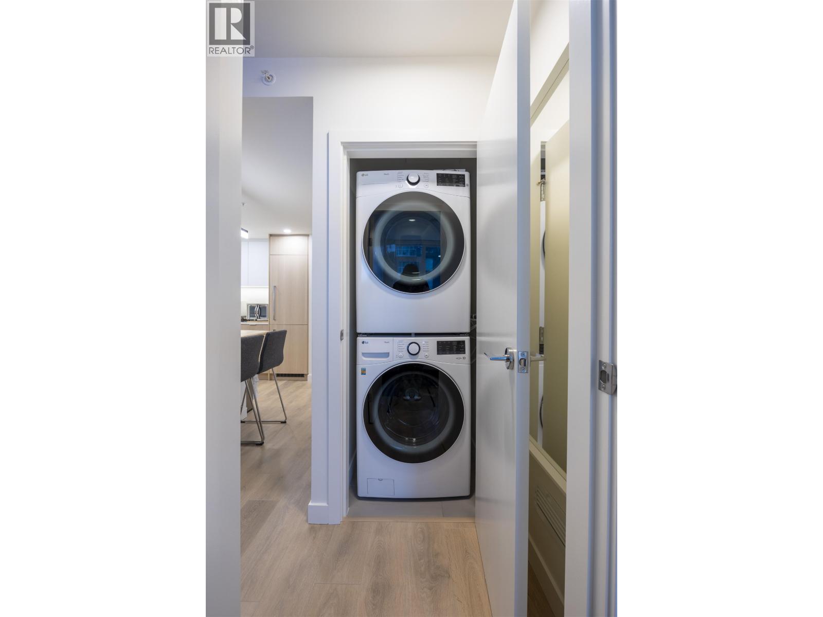 1205 318 Alderson Avenue, Coquitlam, British Columbia  V3K 0J1 - Photo 8 - R3101446