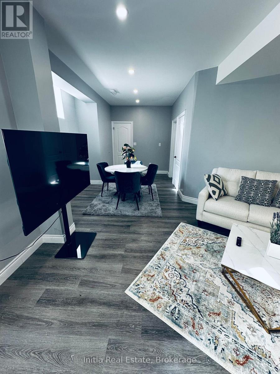 3212 Preserve Drive, Oakville, Ontario  L6M 0W6 - Photo 9 - W12898054