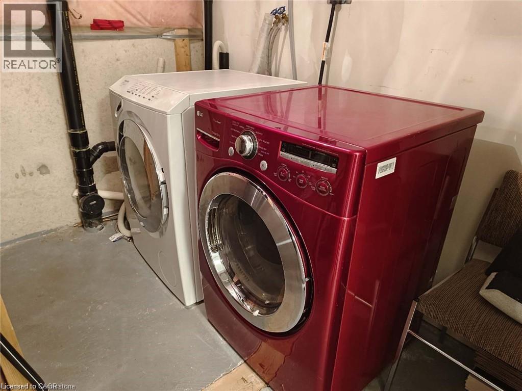 2031 Westree Drive, Oakville, Ontario  L6M 3W3 - Photo 9 - 40813392