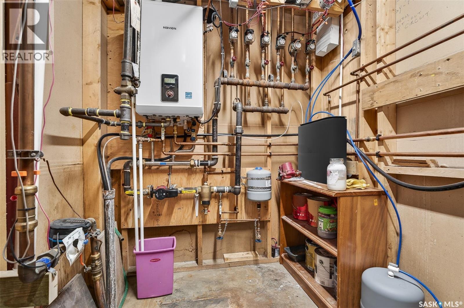 1345 Prince Crescent, Moose Jaw, Saskatchewan  S6H 6E6 - Photo 36 - SK030763