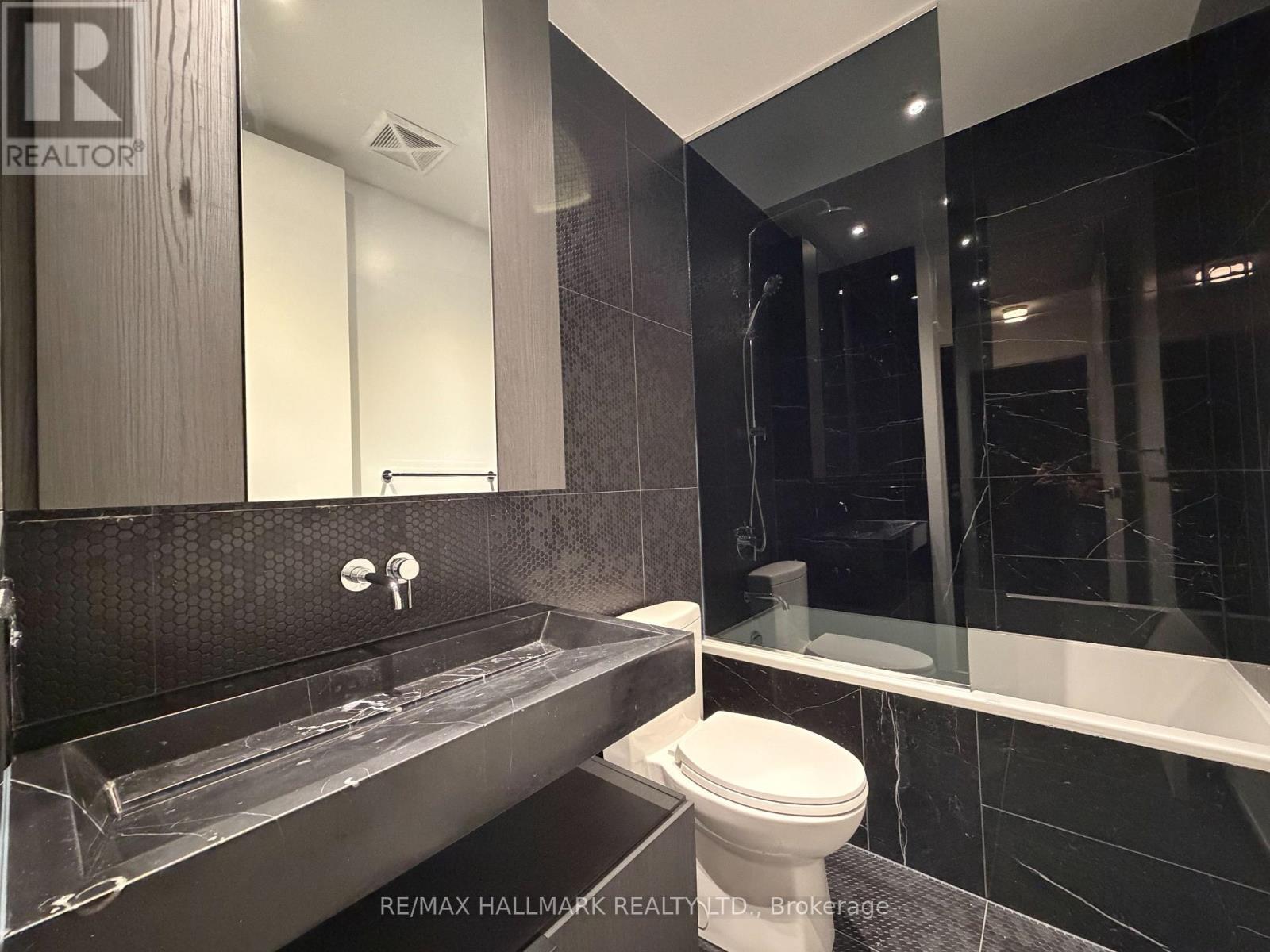 4206 - 11 Yorkville Avenue W, Toronto (Annex), Ontario  M4W 0B7 - Photo 11 - C12897522