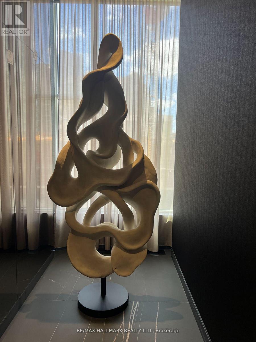 5705 - 11 Yorkville Avenue W, Toronto (Annex), Ontario  M4W 0B7 - Photo 25 - C12897540