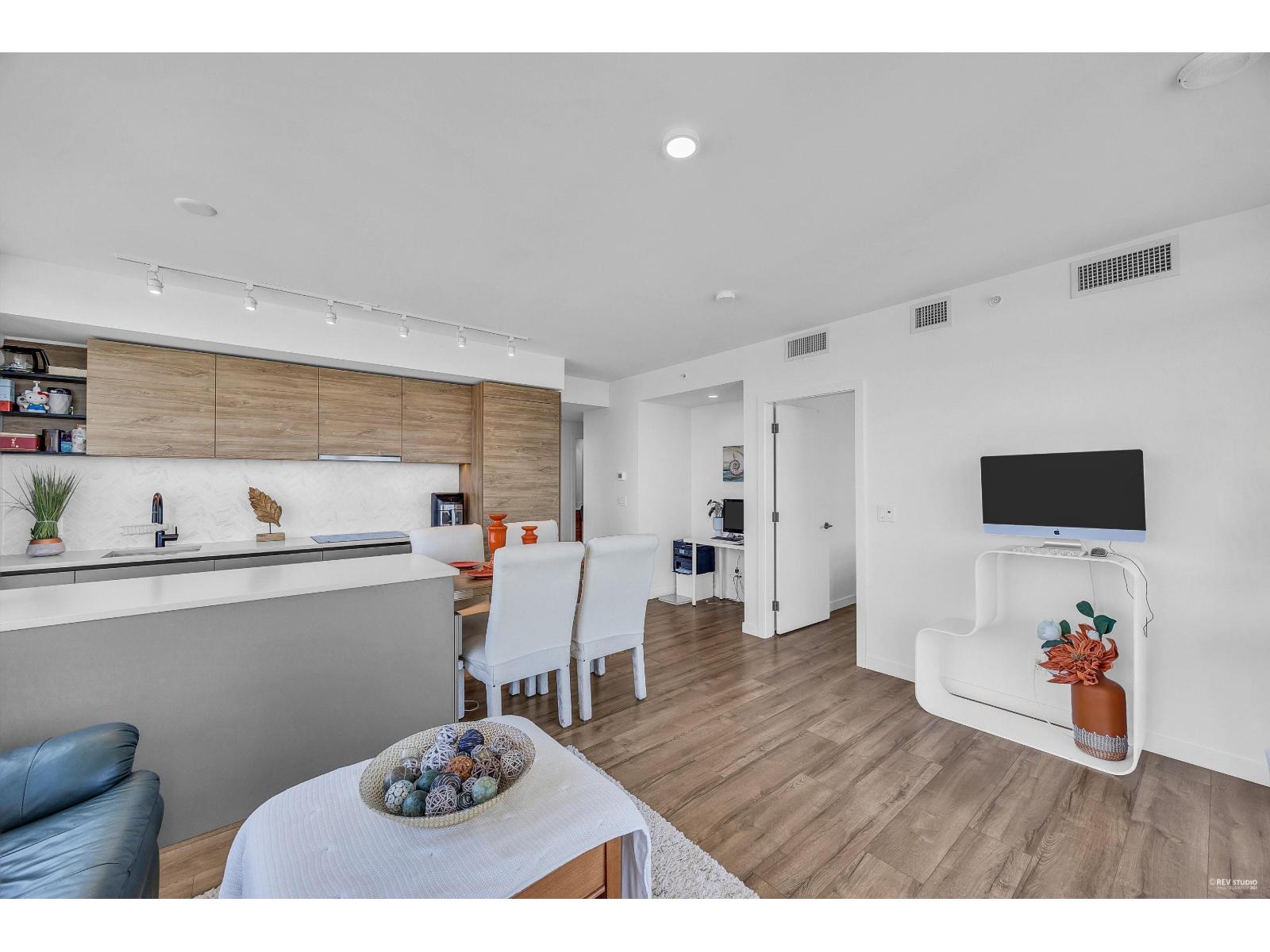 2202 13428 105 Avenue, Surrey, British Columbia  V3T 0S6 - Photo 9 - R3101329