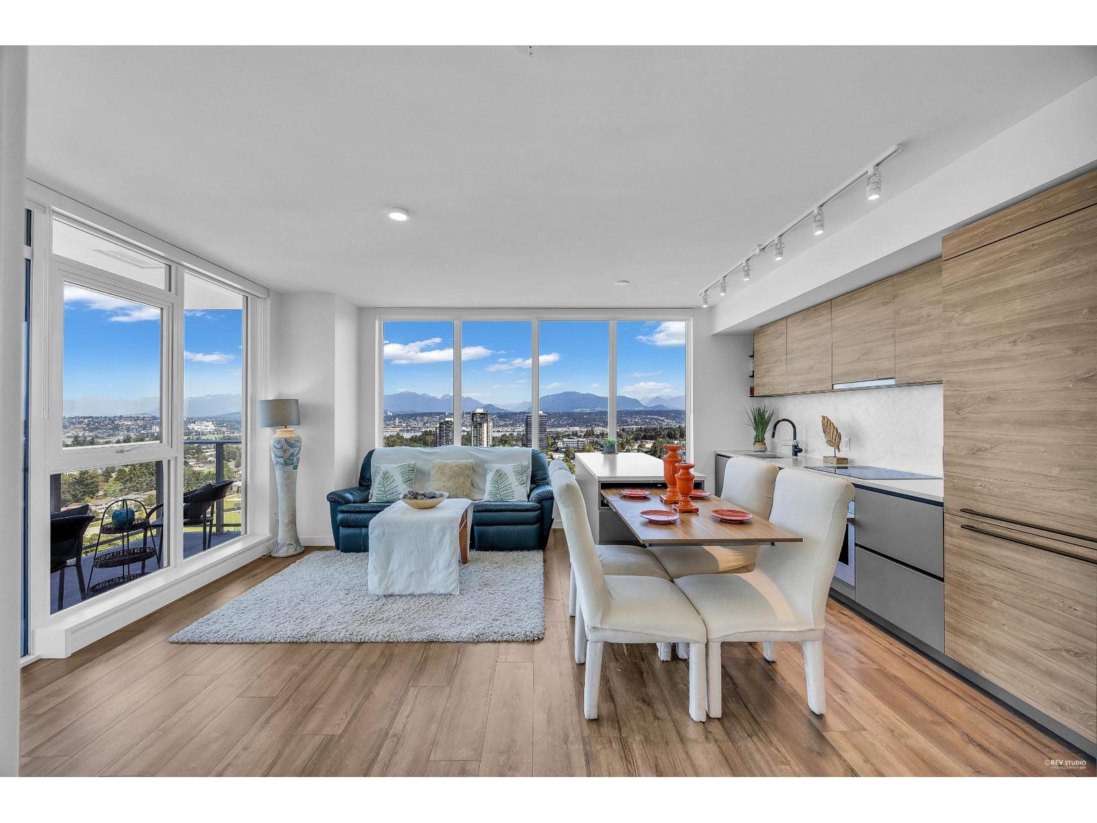 2202 13428 105 Avenue, Surrey, British Columbia  V3T 0S6 - Photo 7 - R3101329