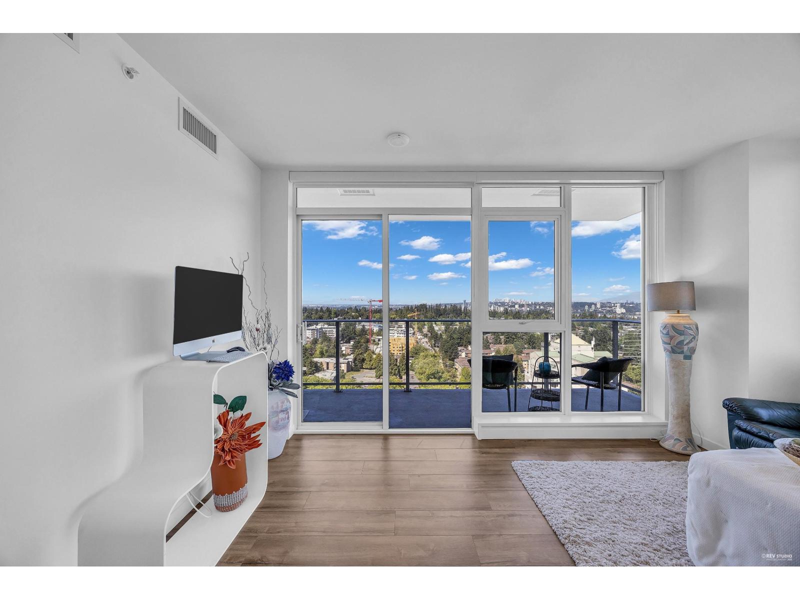 2202 13428 105 Avenue, Surrey, British Columbia  V3T 0S6 - Photo 6 - R3101329