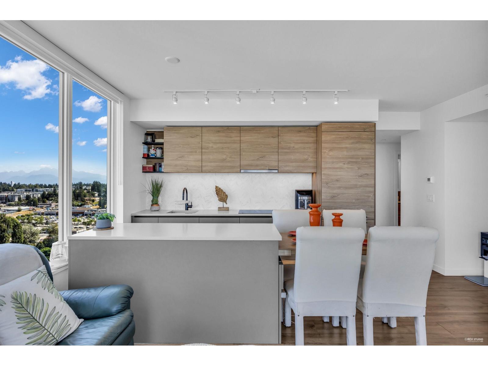 2202 13428 105 Avenue, Surrey, British Columbia  V3T 0S6 - Photo 11 - R3101329