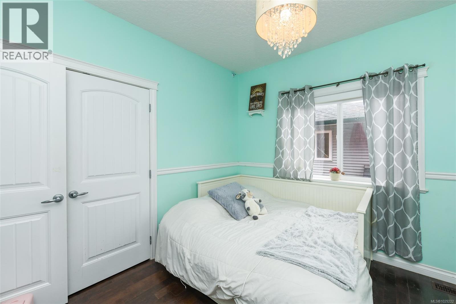 2737 Kendal Ave, Cumberland, British Columbia  V0R 1S0 - Photo 16 - 1029222