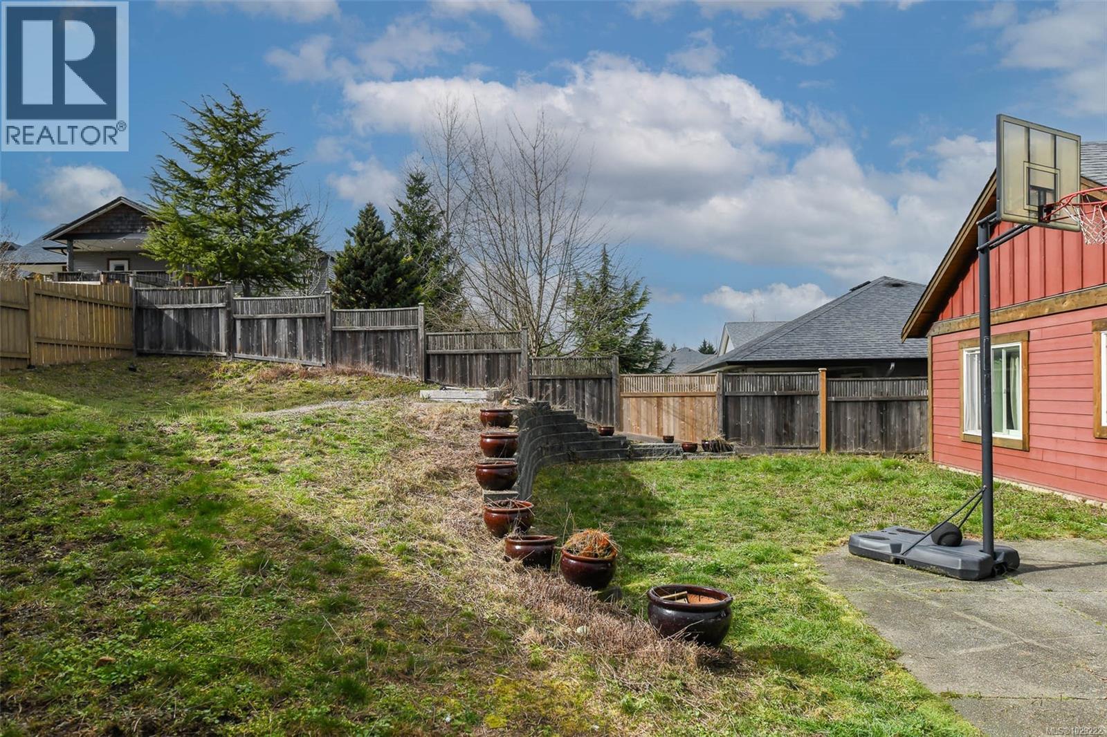 2737 Kendal Ave, Cumberland, British Columbia  V0R 1S0 - Photo 19 - 1029222