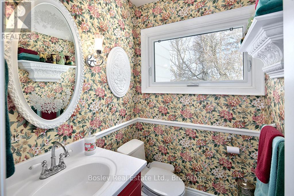 103 Brook Street, Blue Mountains, Ontario  N0H 1J0 - Photo 16 - X12898084